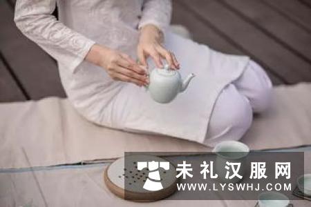 【茶道】男人喝茶追求品质，女人喝茶讲究气质